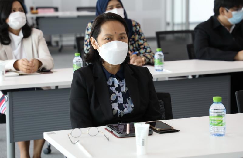 รองปลัดพม.เป็นประ�