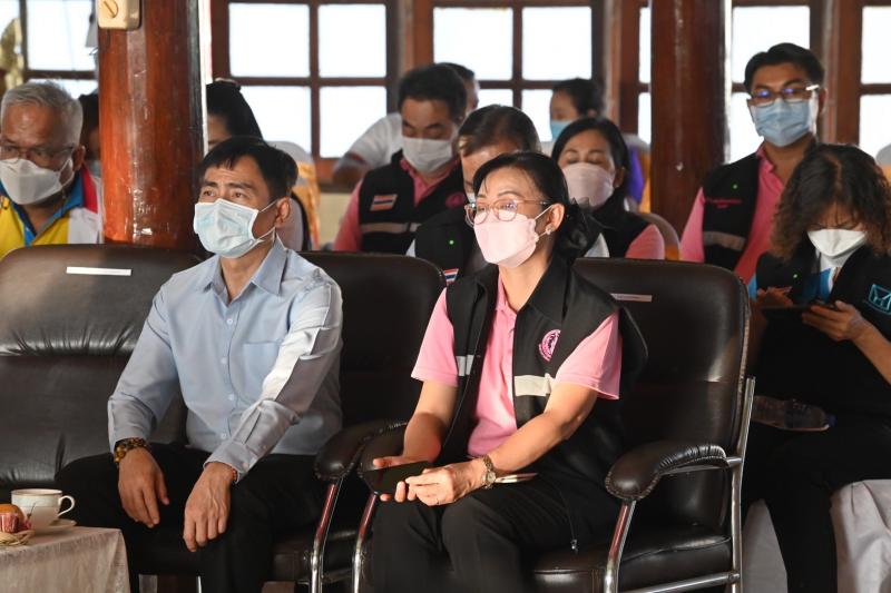 รมว.พม.เป็นประธานเ