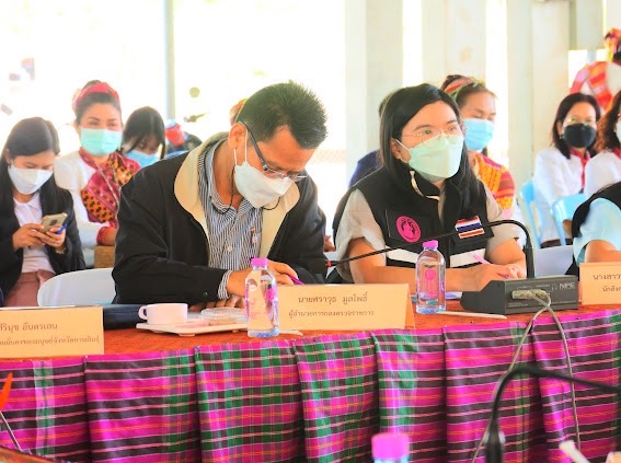 รองปลัดพม.ลงพื้นท�