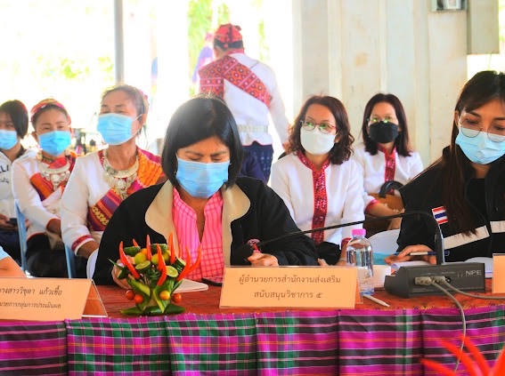รองปลัดพม.ลงพื้นท�