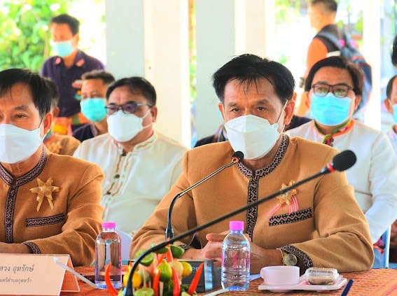 รองปลัดพม.ลงพื้นท�