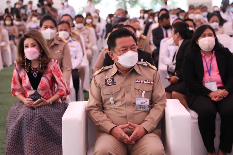 นายกรัฐมนตรี เป็น�