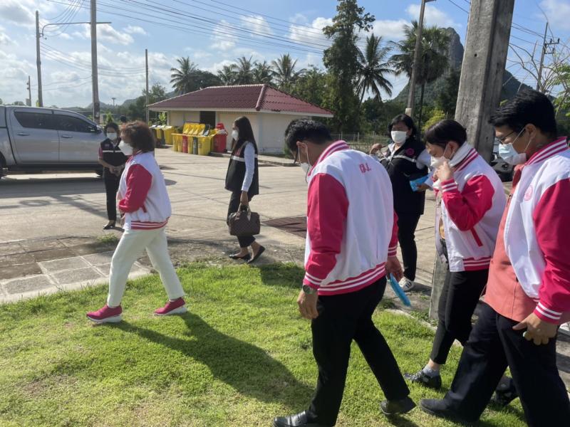 ปลัดพม.ตรวจเยี่ยม�