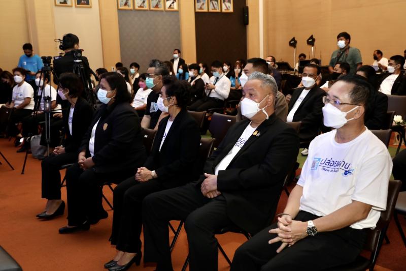 รมว.พม.เป็นประธานเ