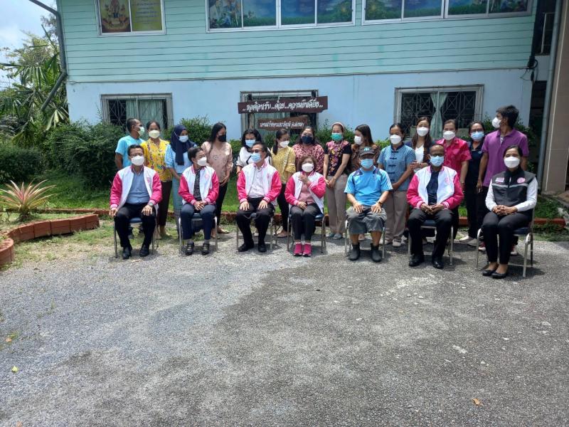 ปลัดพม.พร้อมด้วยค�