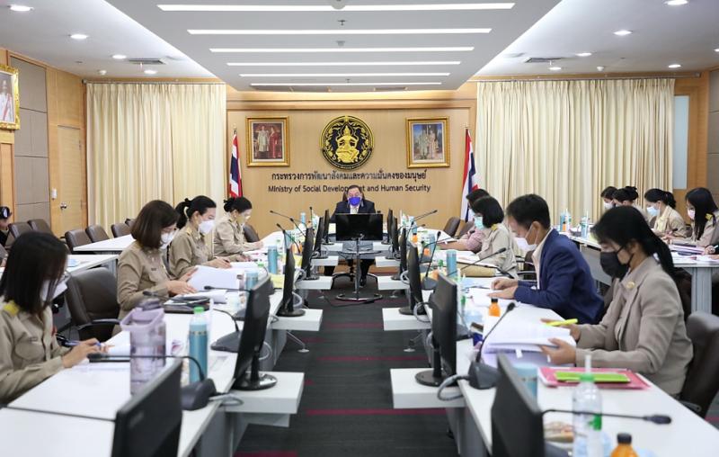 รมว.พม.เป็นประธานก