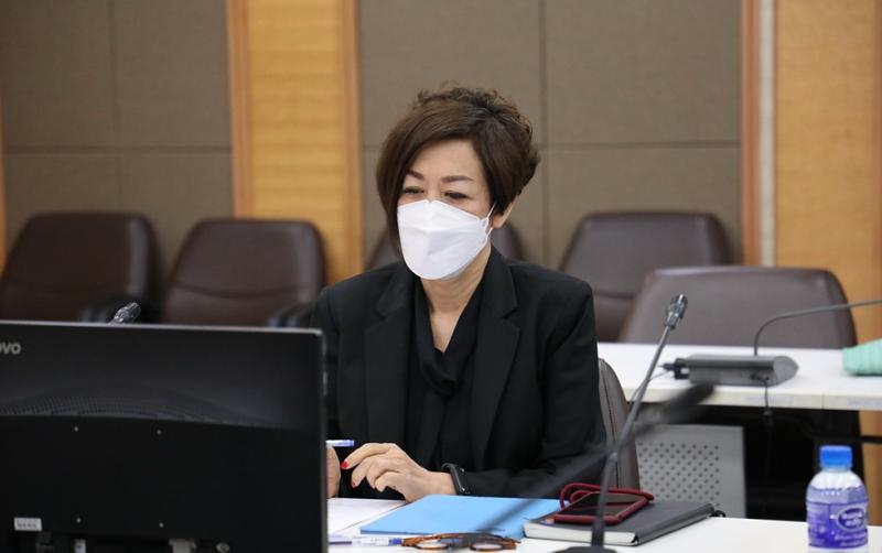 เลขารมว.พม.ประธานก