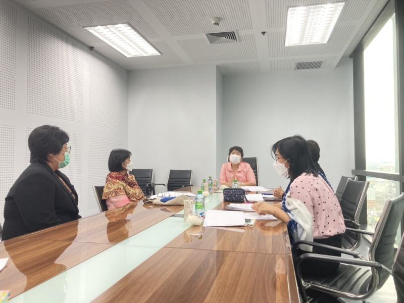 รองปลัดพม.เป็นประ�