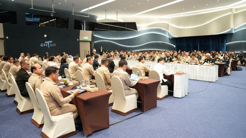 ปลัด พม. ร่วมประชุ�