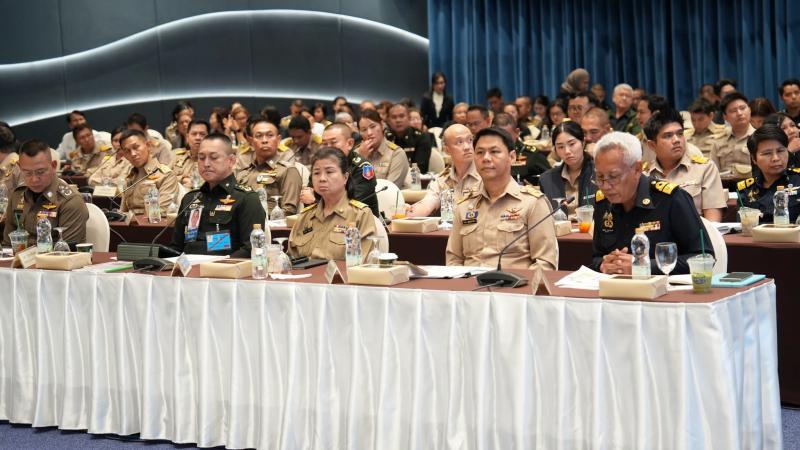 ปลัด พม. ร่วมประชุ�