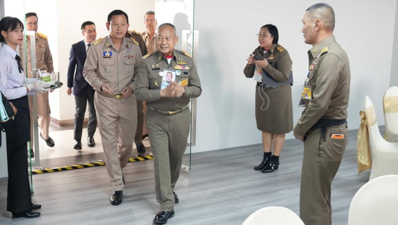 ปลัด พม. ร่วมประชุ�