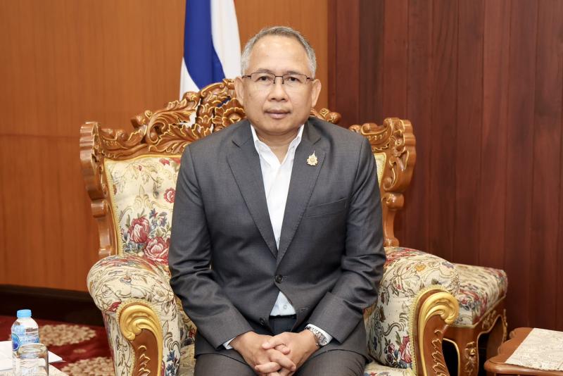 ปลัด พม. เข้าคารวะ �