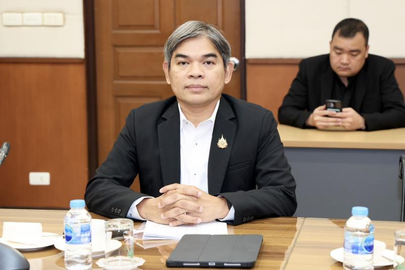 ปลัด พม. เข้าคารวะ �