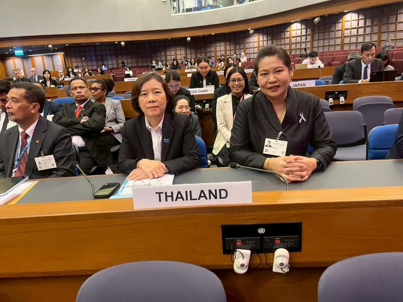 นางสาวสุนีย์ ศรีส�