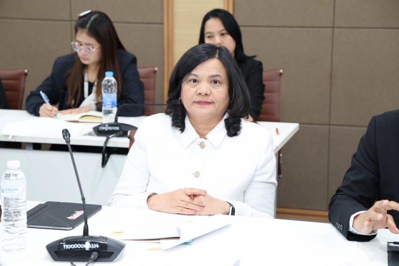 ปลัด พม. เป็นประธา�