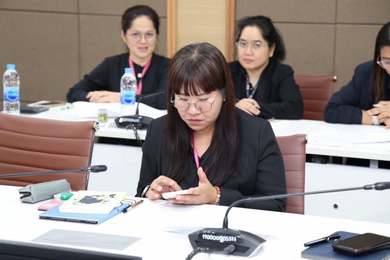 ปลัด พม. เป็นประธา�