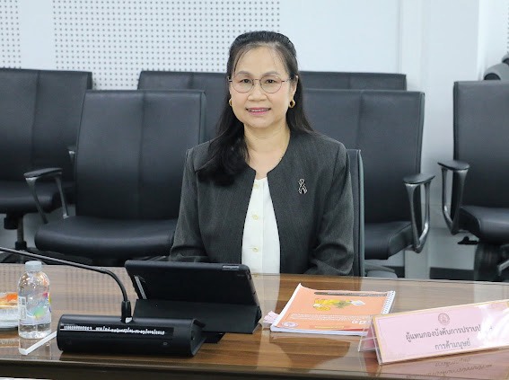 นางสาวสุนีย์ ศรีส�