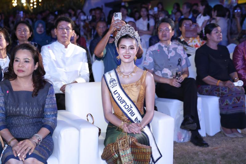 นางสาวสุนีย์ ศรีส�