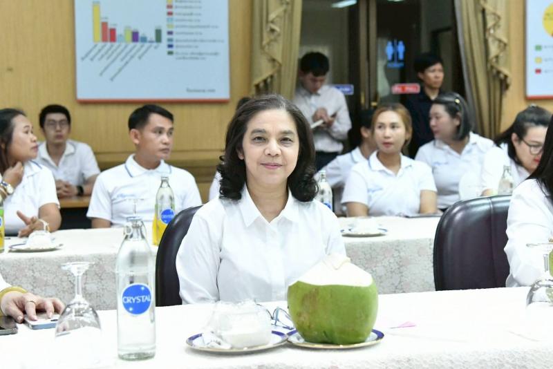 รมว.พม. ลงพื้นที่ต�