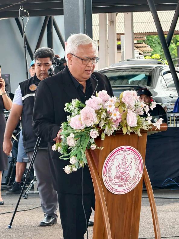 นายกิตติ อินทรกุล 