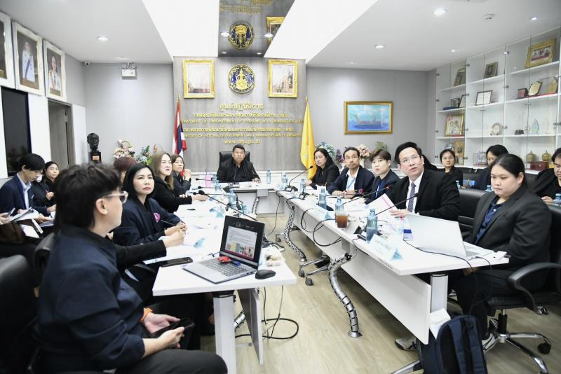 นางสาวสุนีย์ ศรีส�