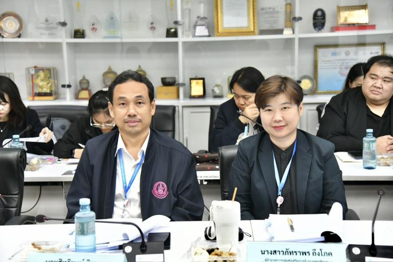 นางสาวสุนีย์ ศรีส�
