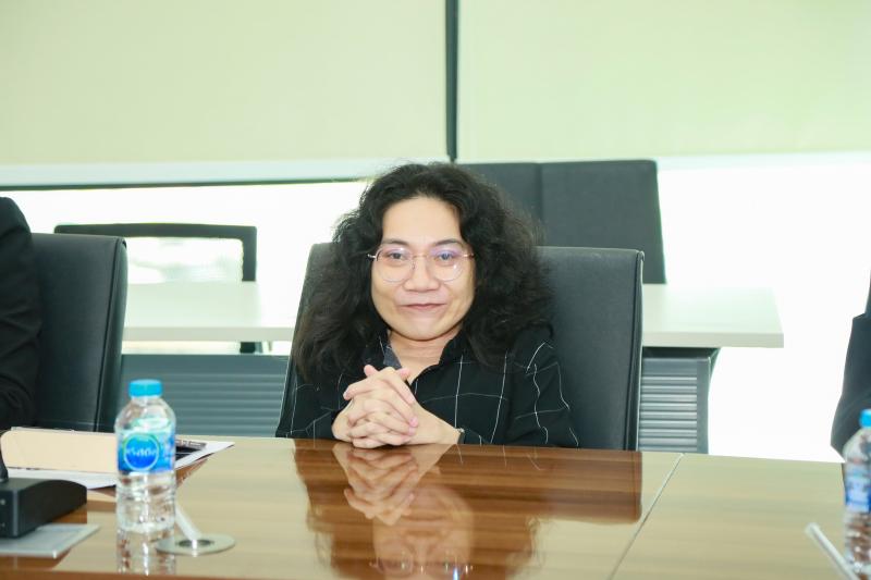 นางสาวสุนีย์ ศรีส�