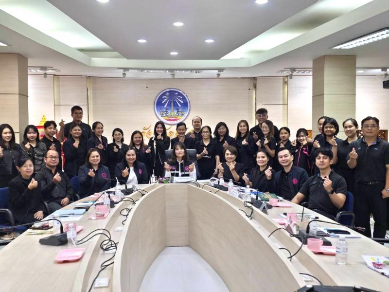 นางสาวชวนชม จันทะ�