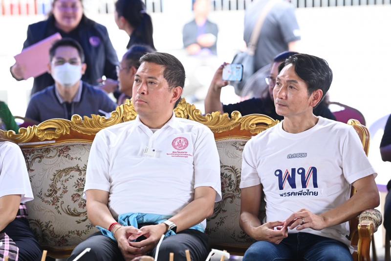 รมว.พม. ลงพื้นที่จ�