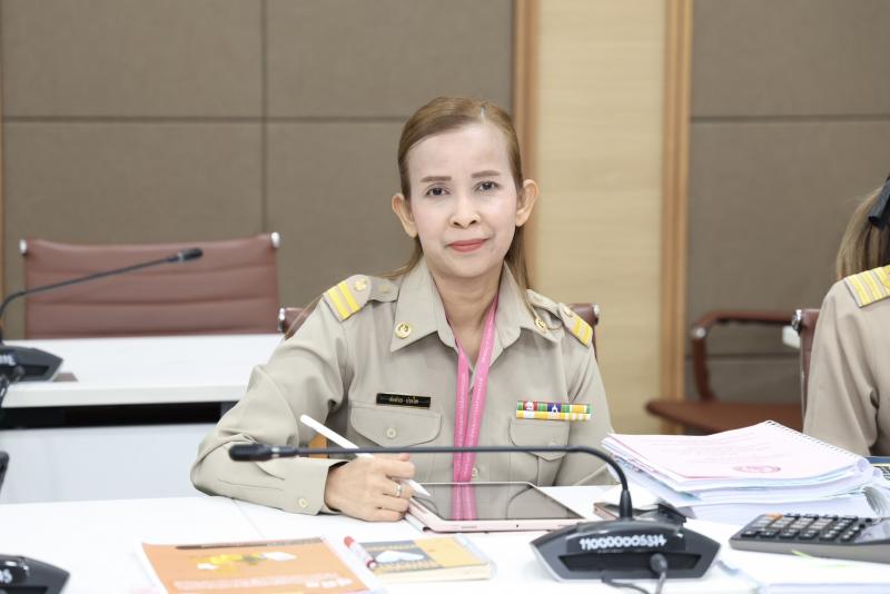 ปลัด พม. เป็นประธา�