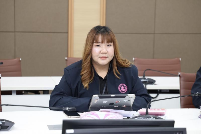 ปลัด พม. เป็นประธา�