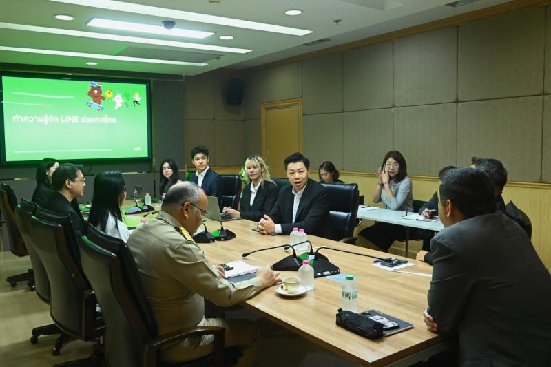 รมว.พม. ให้คณะผู้บ�