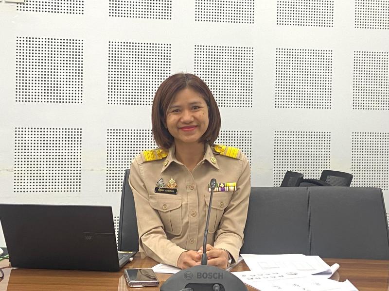 นางสาวนภาพร  เมฆาผ