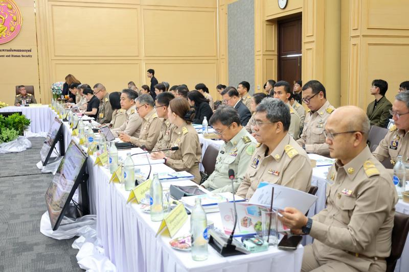 ปลัด พม. เข้าร่วมก�