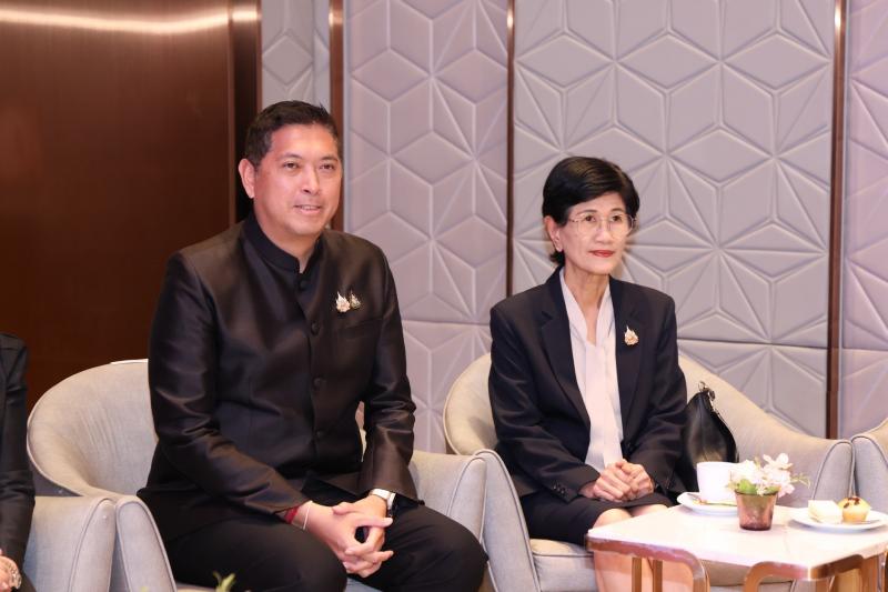 รมว.พม. เป็นประธาน�