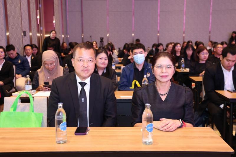 รมว.พม. เป็นประธาน�