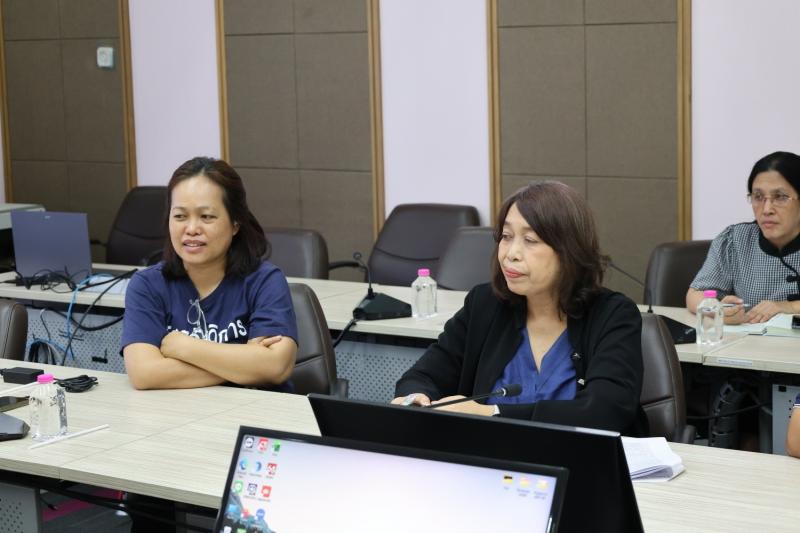 นายชนินทร์ รุ่งธน�