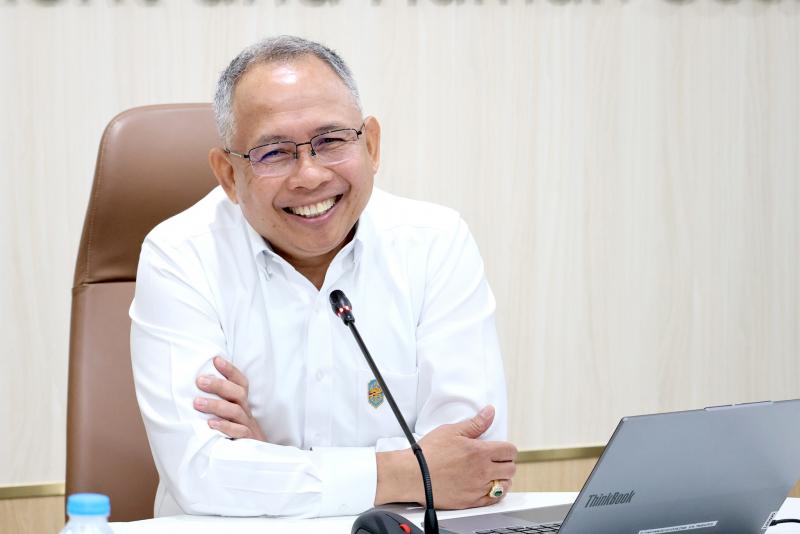 ปลัด พม. เป็นประธา�