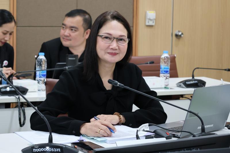 ปลัด พม. เป็นประธา�