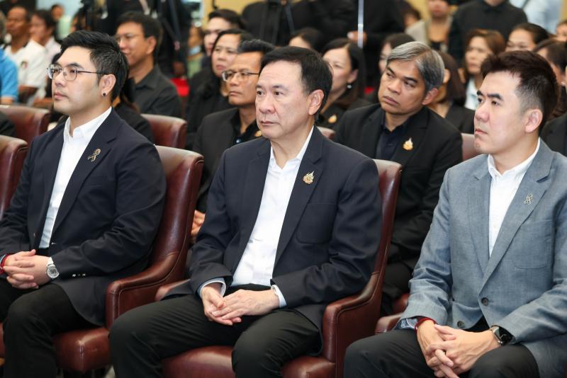 รมว.พม. เป็นประธาน�