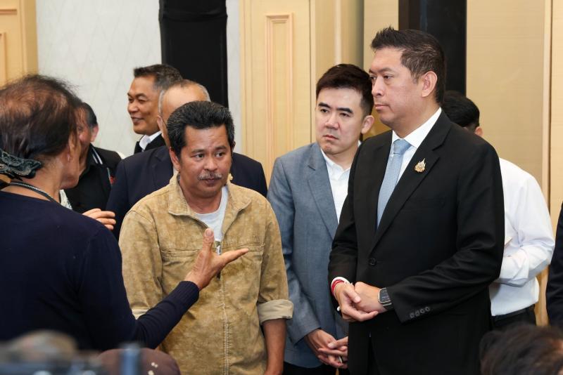 รมว.พม. เป็นประธาน�