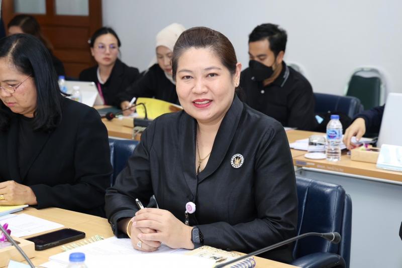 ปลัด พม. เข้าร่วมก�
