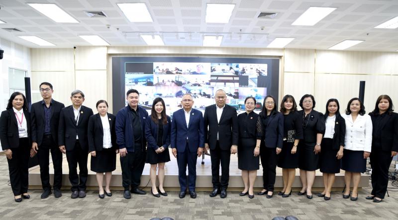 ปลัด พม. เป็นประธา�