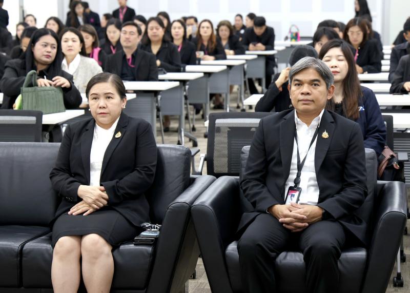ปลัด พม. เป็นประธา�