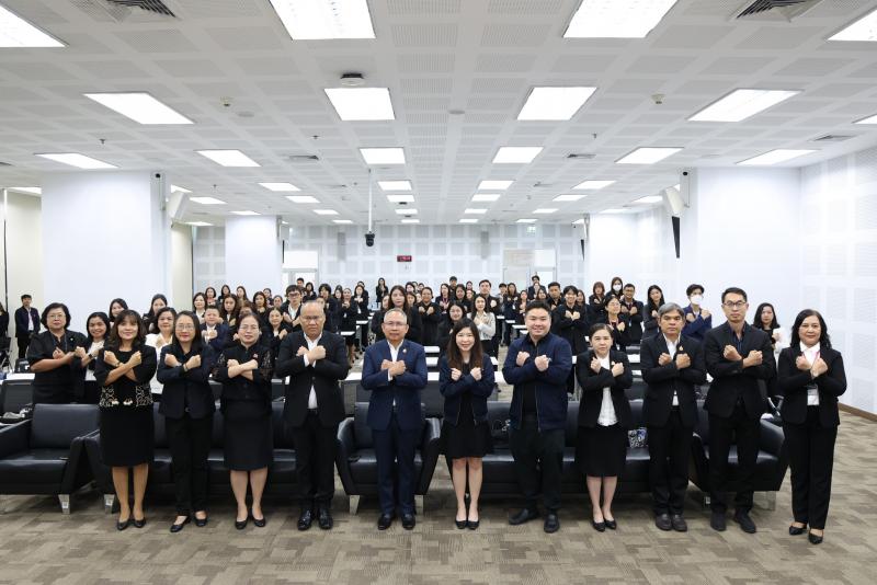 ปลัด พม. เป็นประธา�
