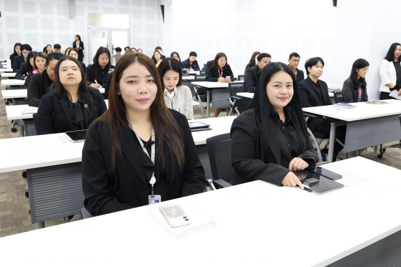 ปลัด พม. เป็นประธา�