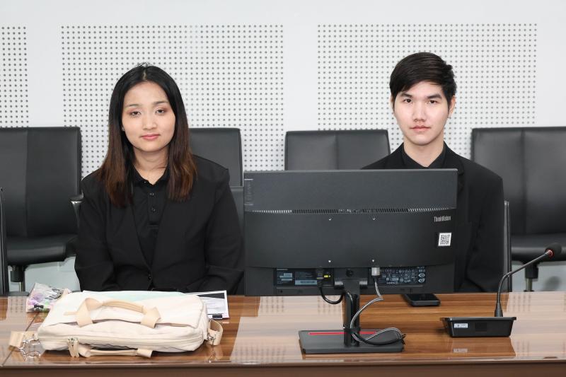 นางศิริลักษณ์ มีม�