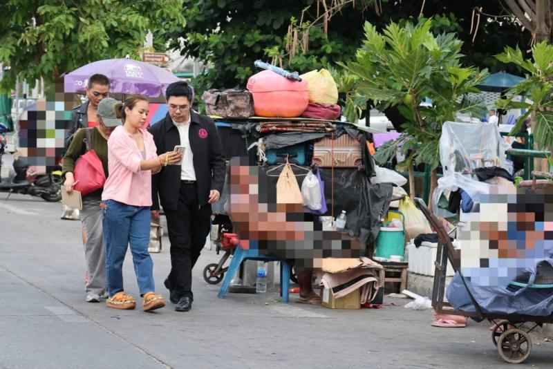 นายเอนกชัย เรืองร�