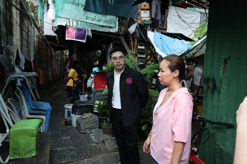 นายเอนกชัย เรืองร�