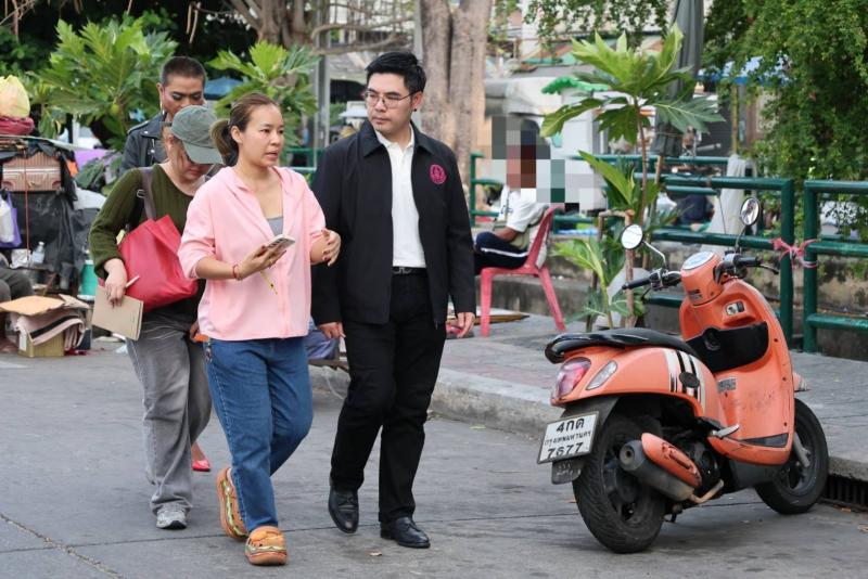 นายเอนกชัย เรืองร�